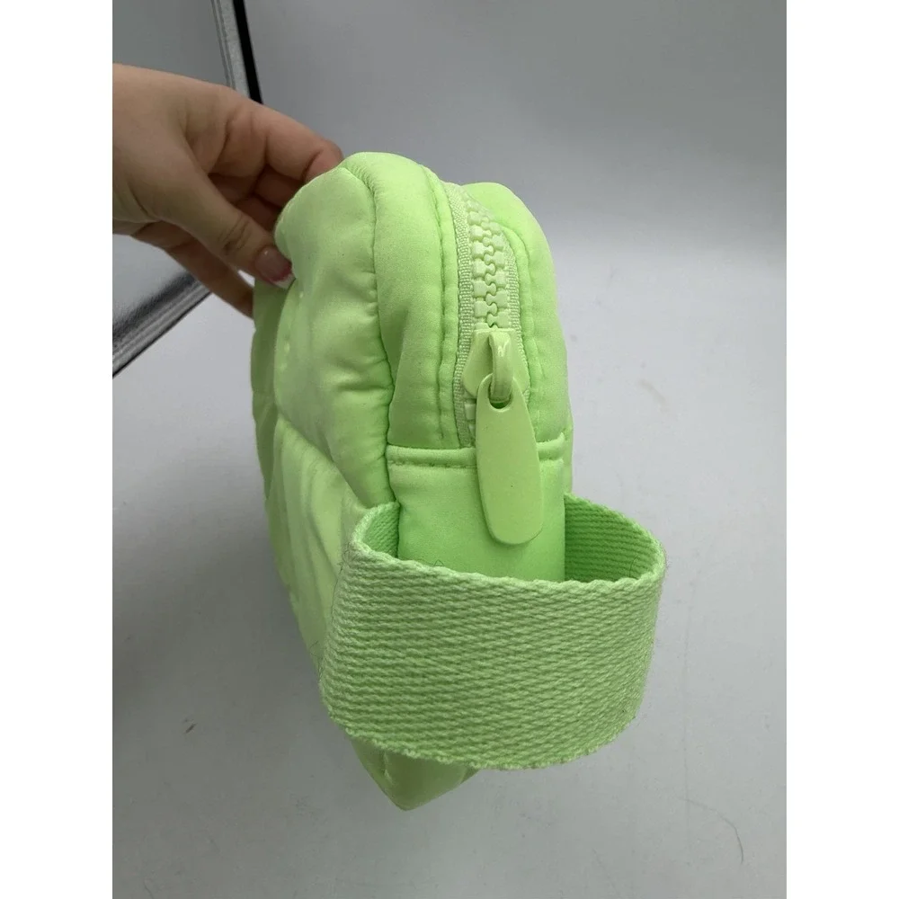 ULTA Light Green Quilted Zipper Makeup Bag Approx 9 x 6 in
